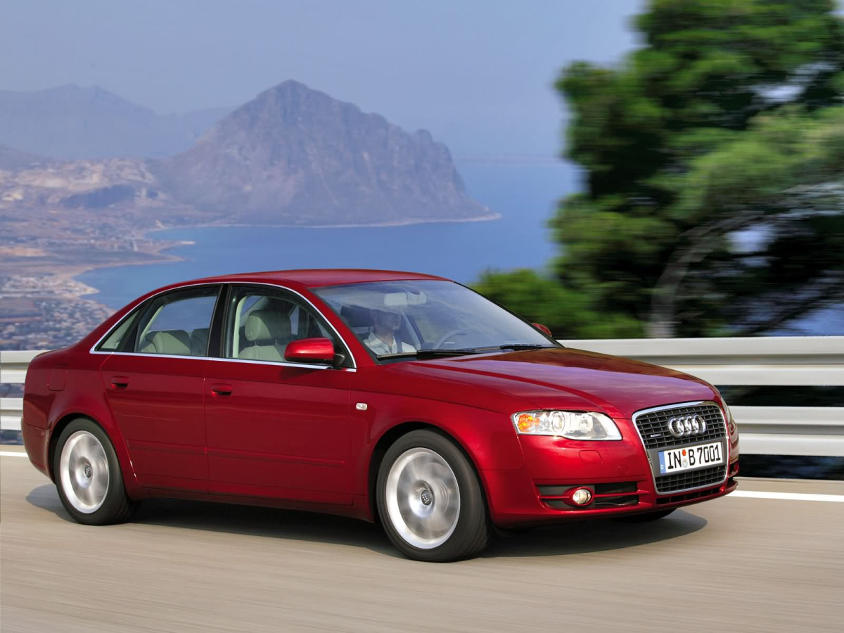 Audi A4 Quattro фото 16977