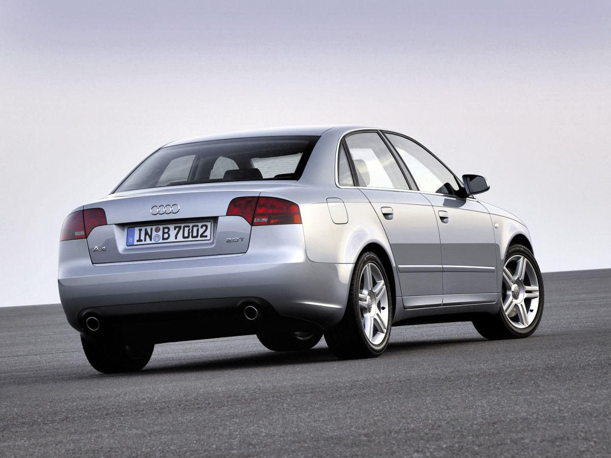 Audi A4 фото 16994