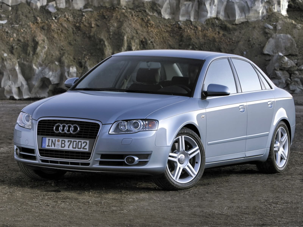 Audi A4 фото 16998