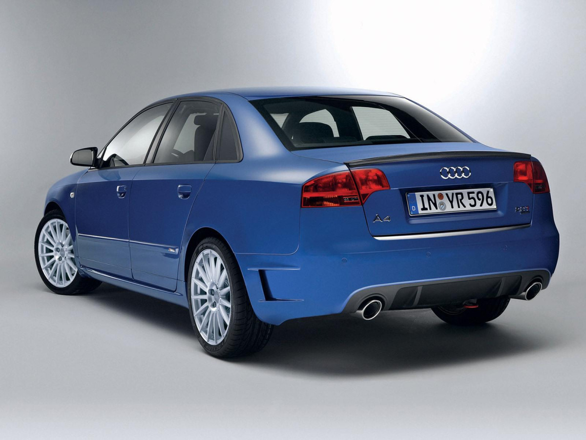 Audi A4 фото 31597