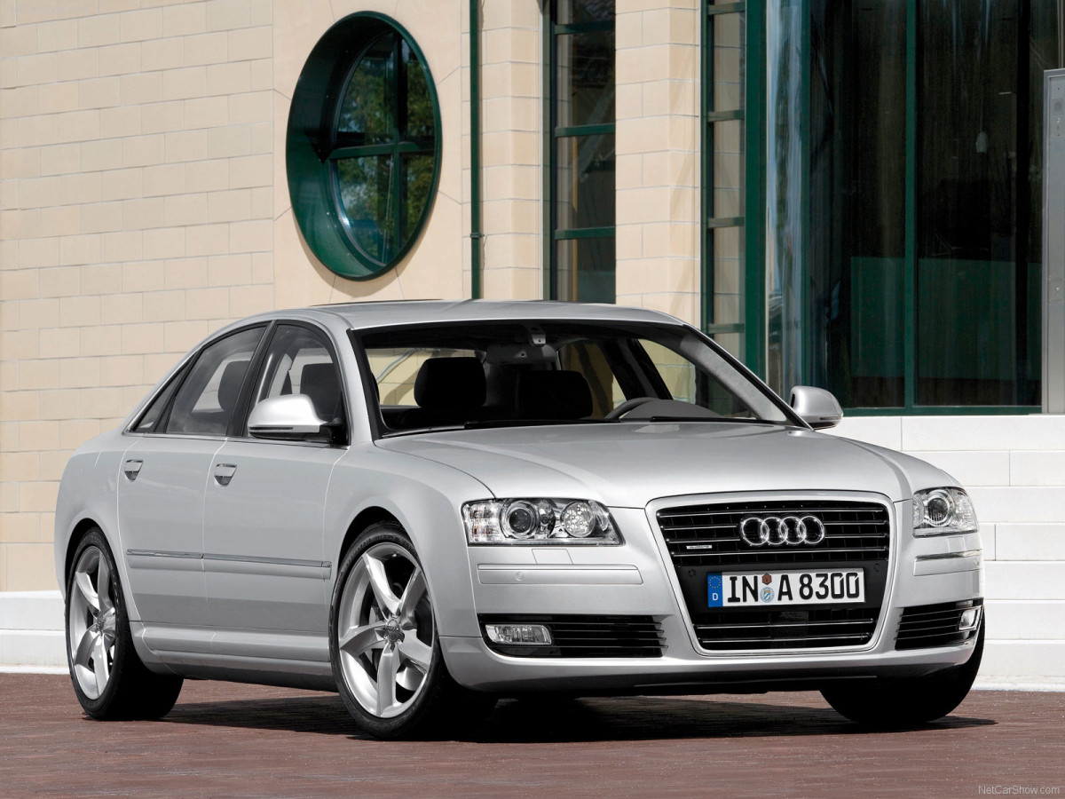 Audi A8 quattro фото 46537