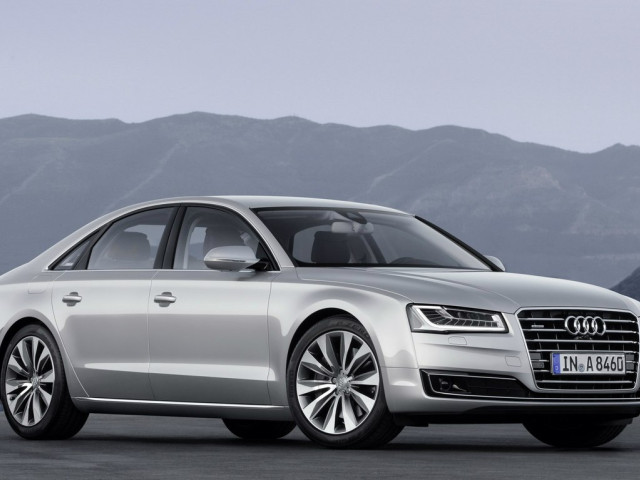 Audi A8 фото