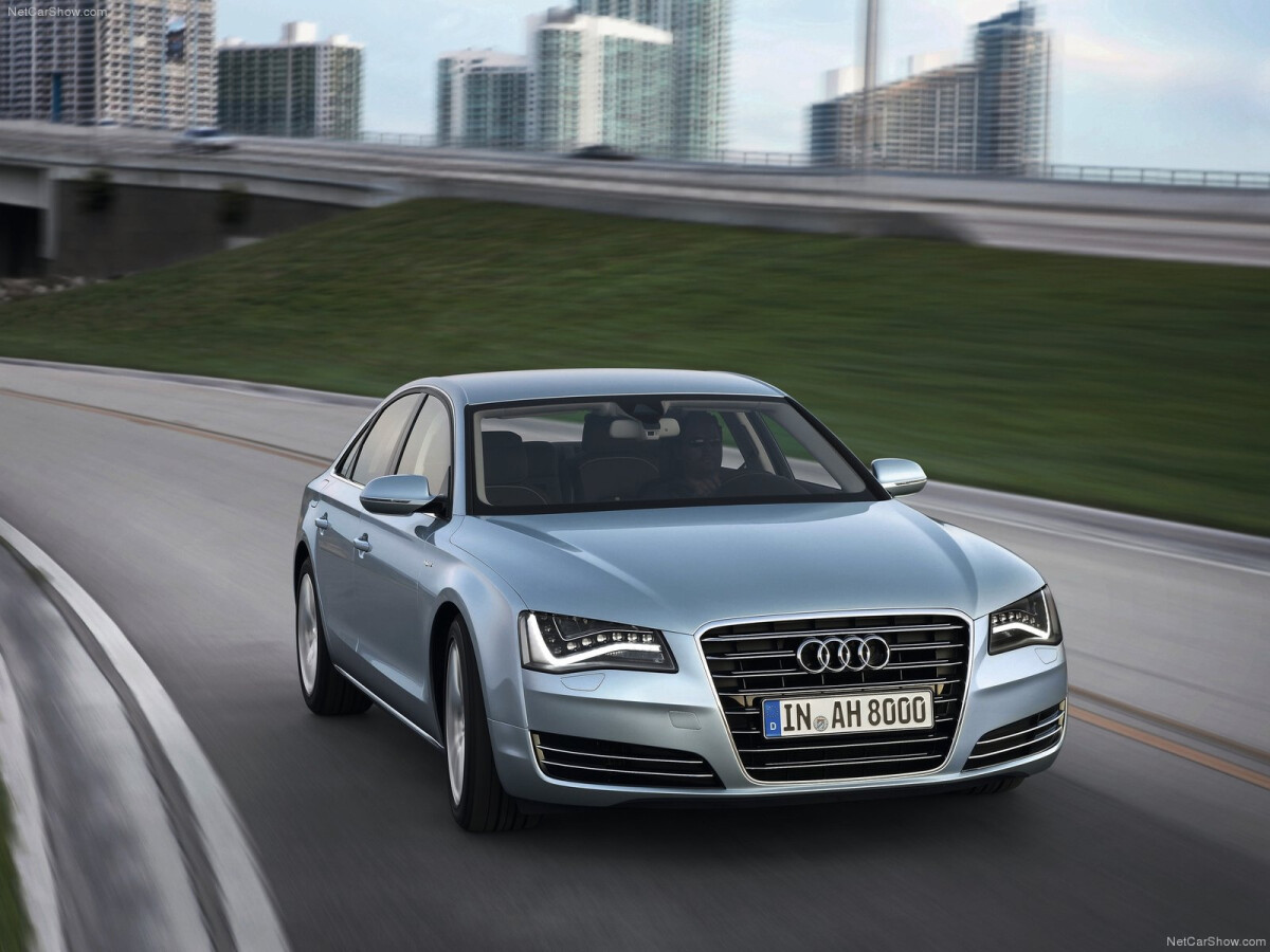 Audi A8 фото 117858