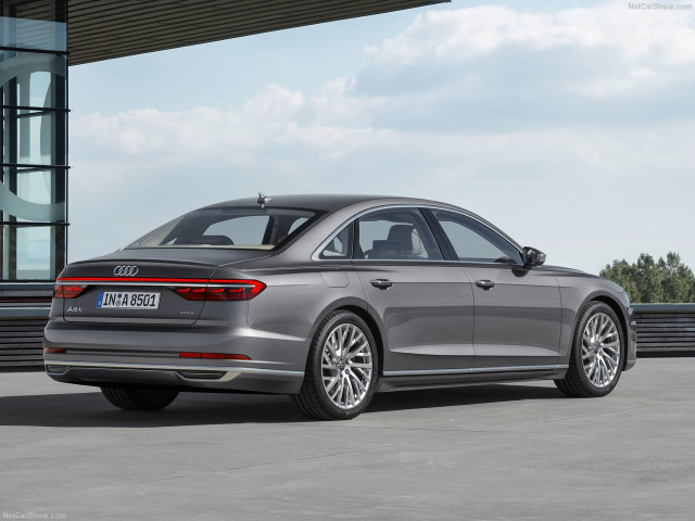 Audi A8 фото