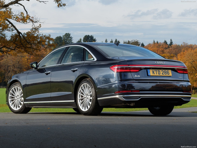 Audi A8 фото