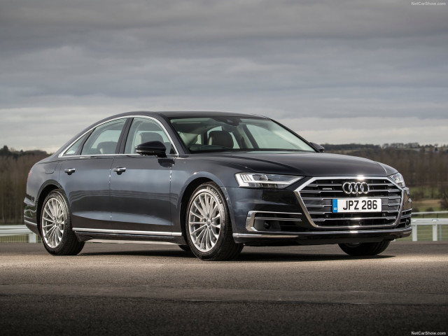 Audi A8 фото