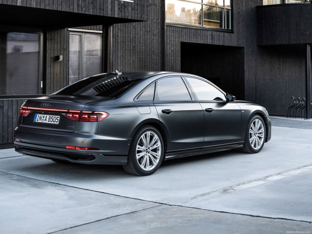 Audi A8 фото