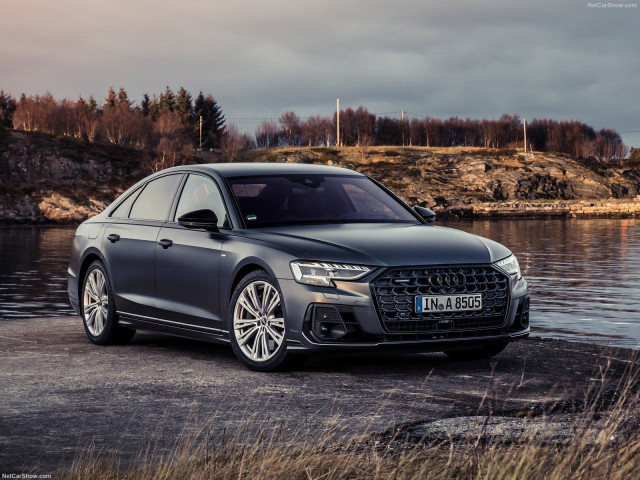 Audi A8 фото