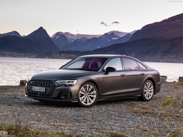 Audi A8 фото