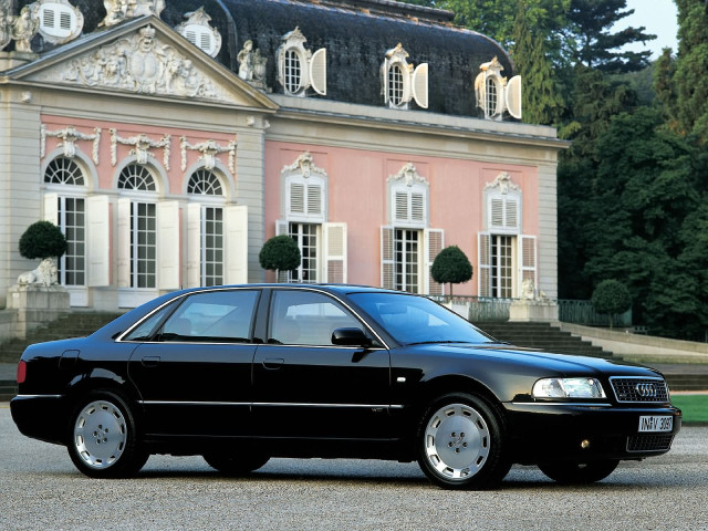 Audi A8 фото