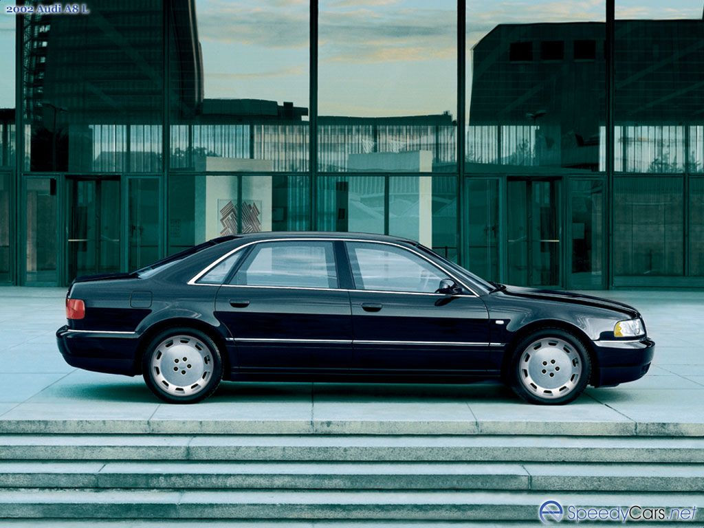 Audi A8 фото 3655