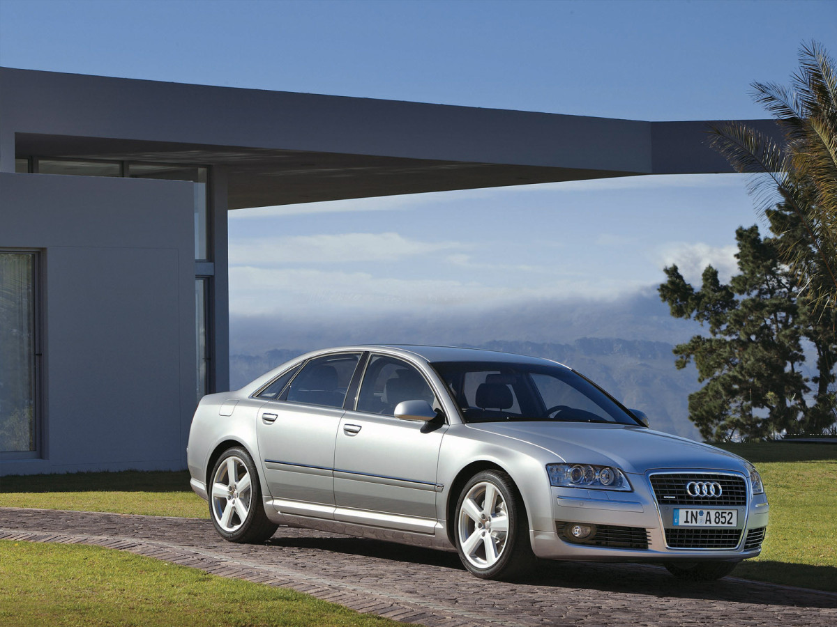 Audi A8 фото 36988