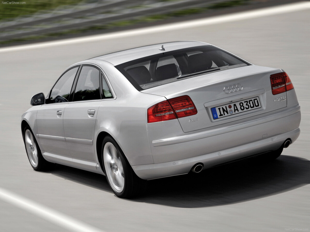 Audi A8 фото 46530