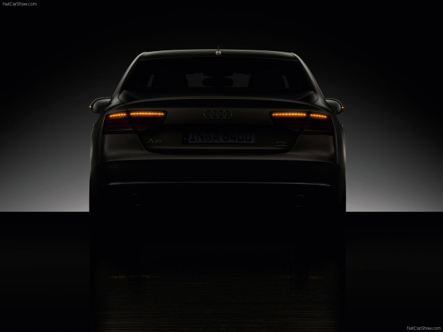 Audi A8 фото