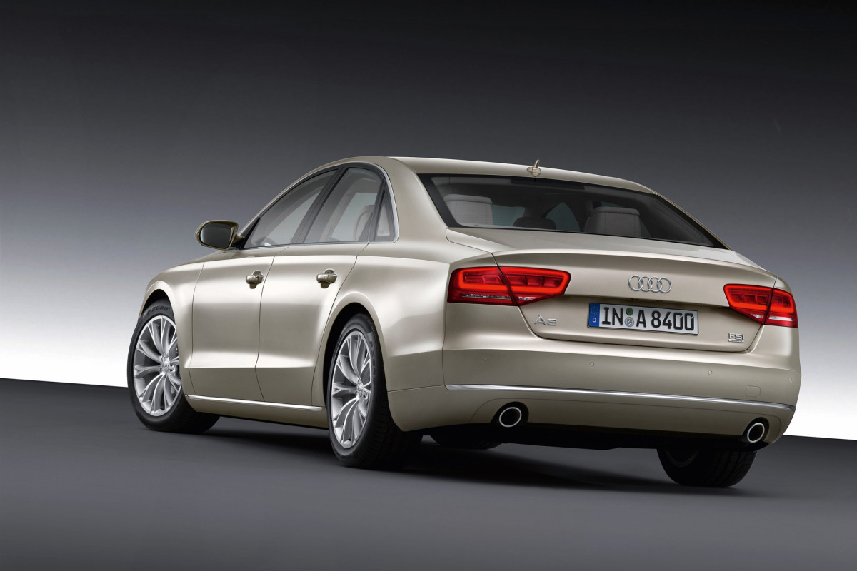 Audi A8 фото 72026