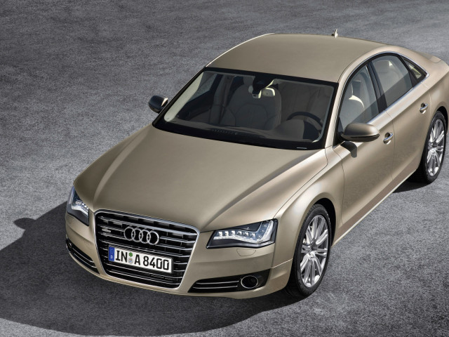 Audi A8 фото