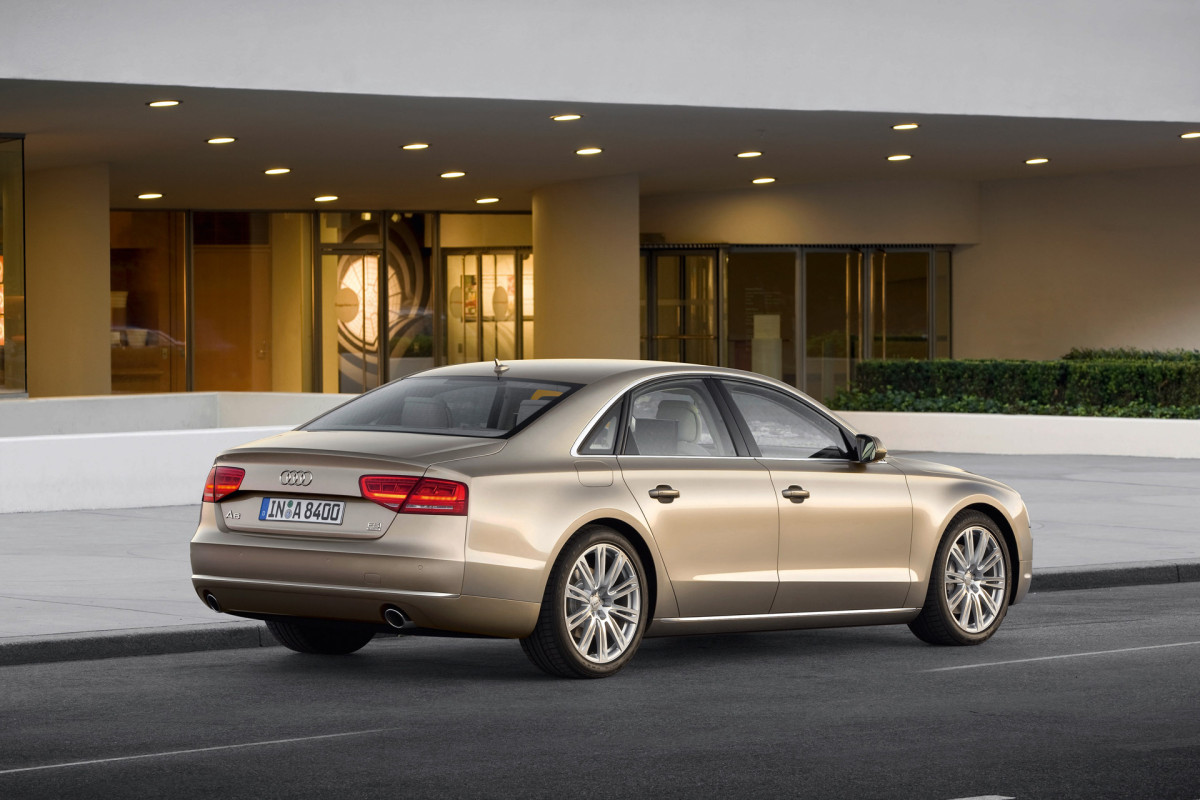 Audi A8 фото 72034