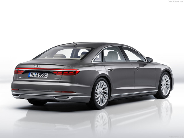 Audi A8L фото