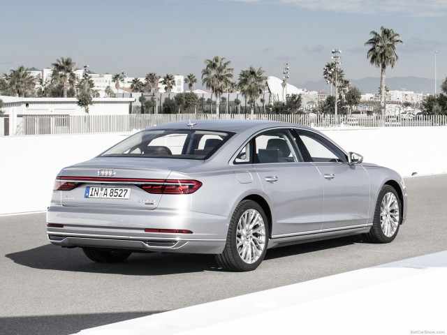 Audi A8L фото