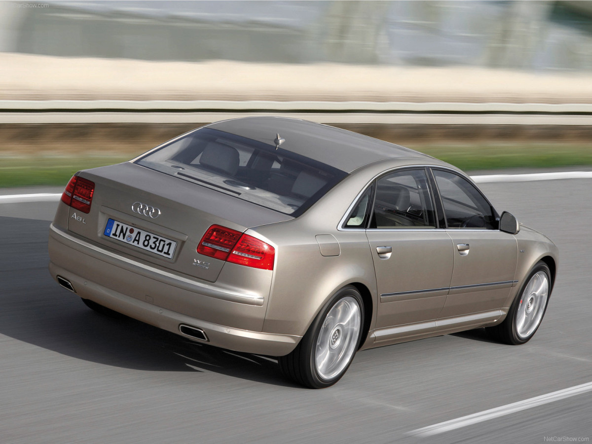 Audi A8L фото 46542