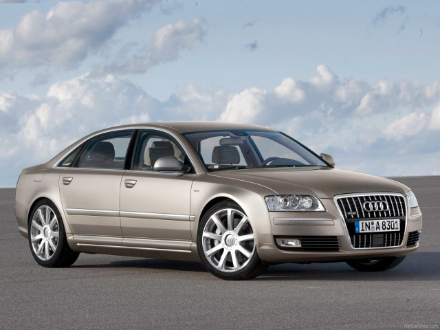 Audi A8L фото