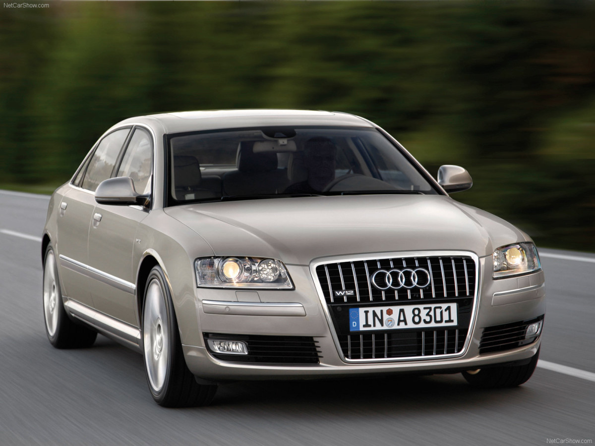 Audi A8L фото 46546