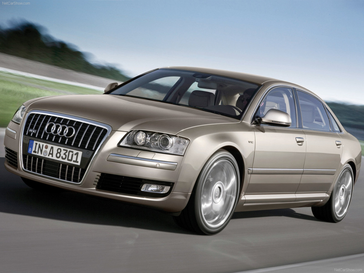 Audi A8L фото 46547