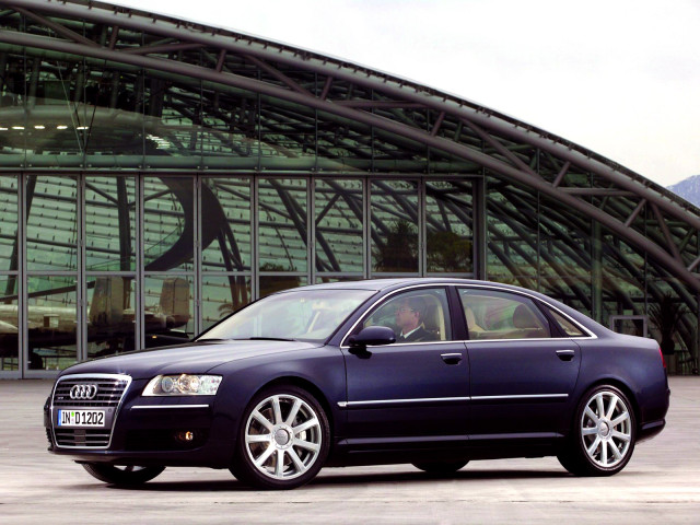 Audi A8L фото