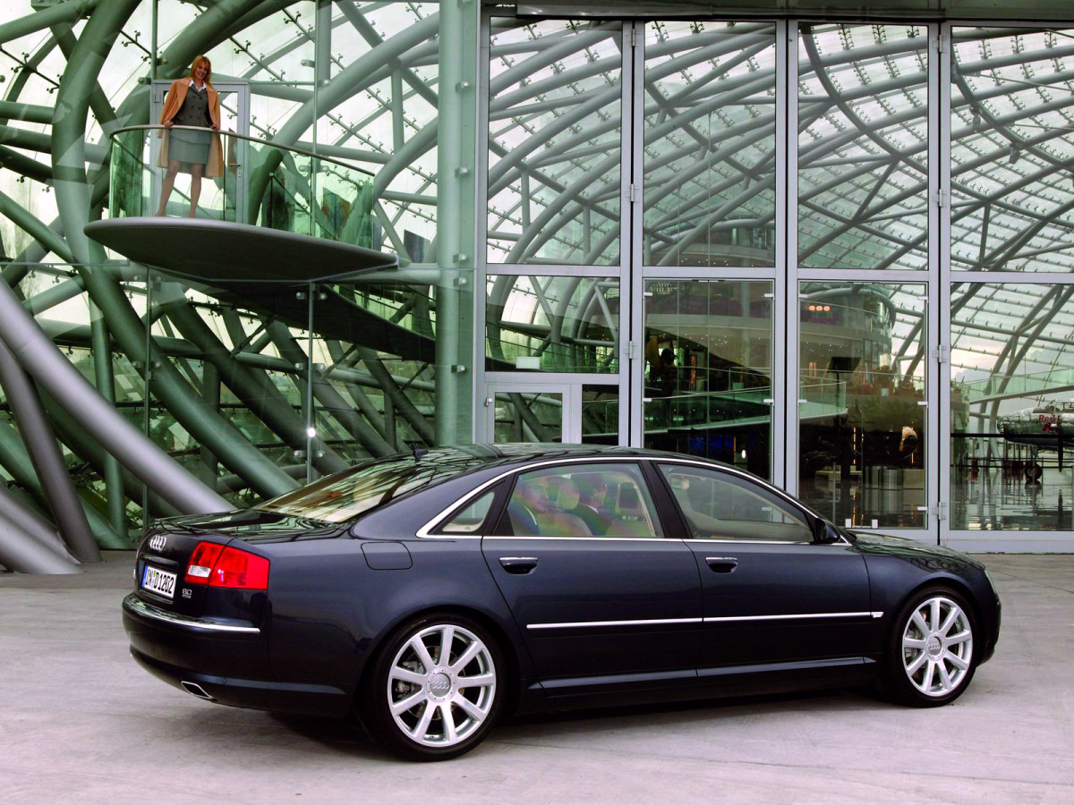 Audi A8L фото 47195