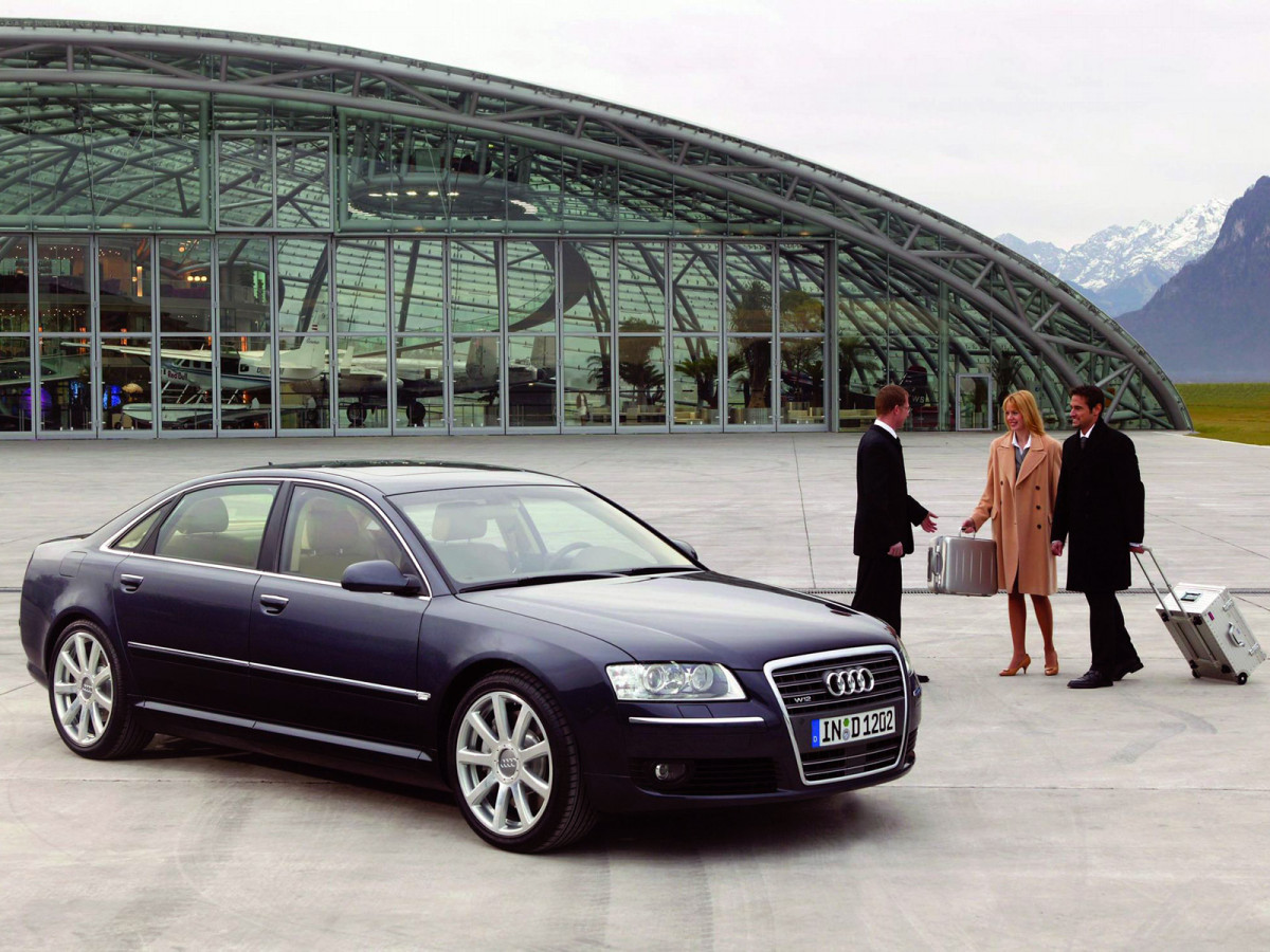 Audi A8L фото 47196