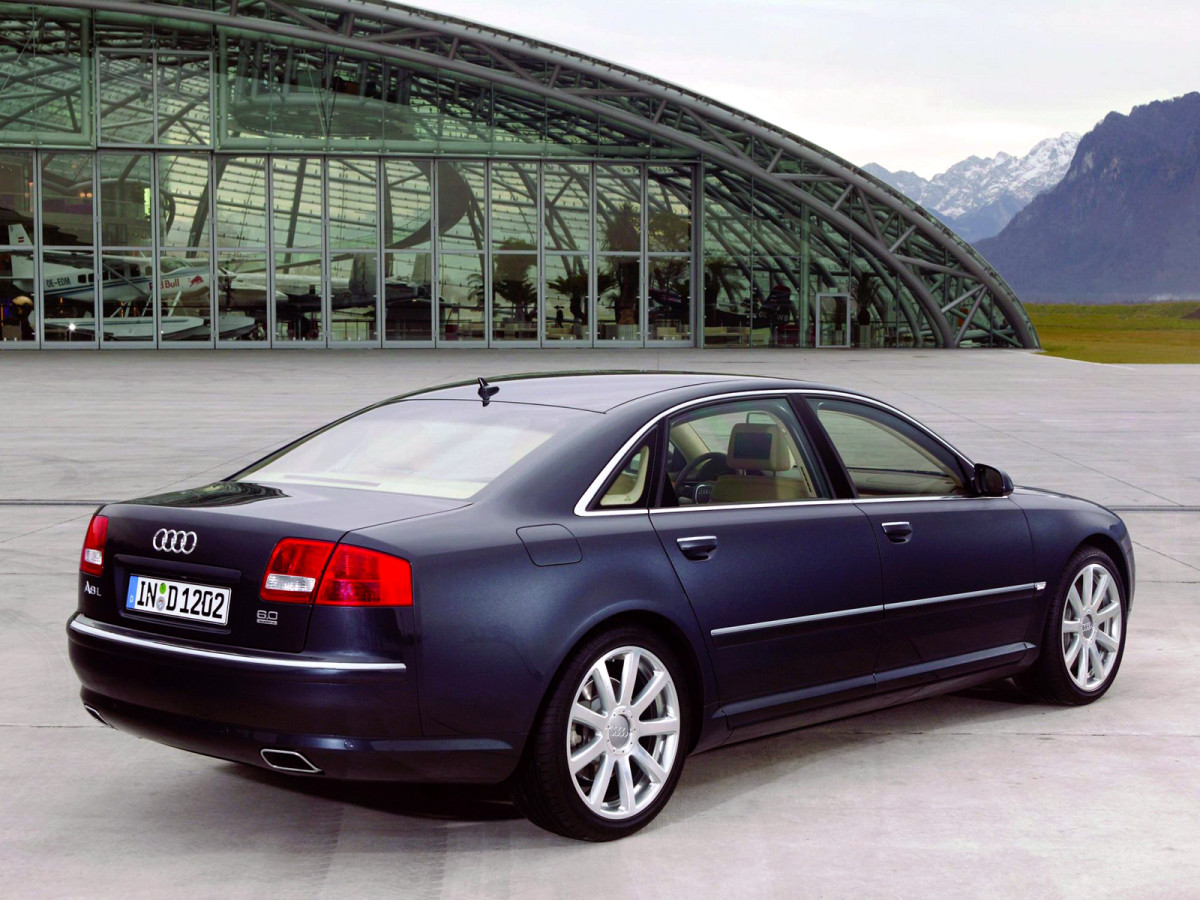 Audi A8L фото 47198