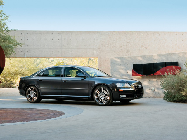 Audi A8L фото