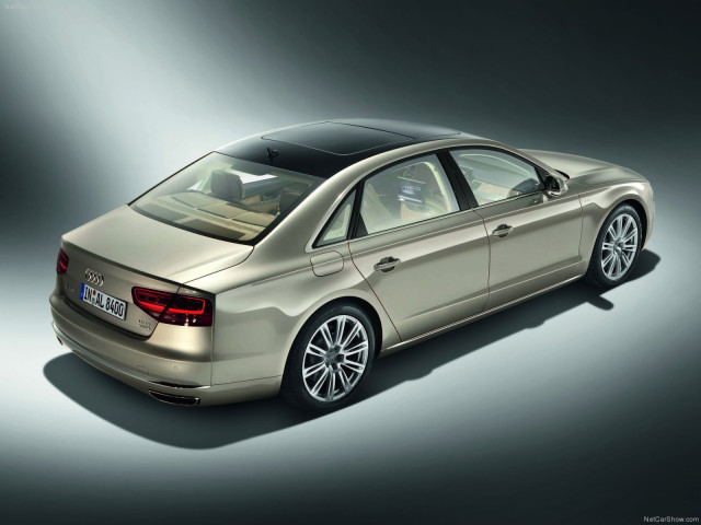 Audi A8L фото