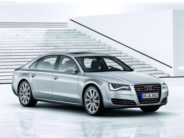 Audi A8L фото