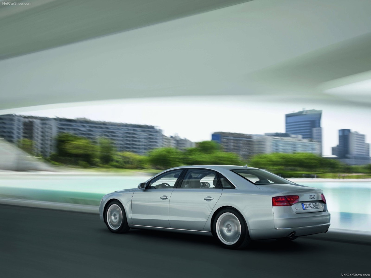 Audi A8L фото 77684