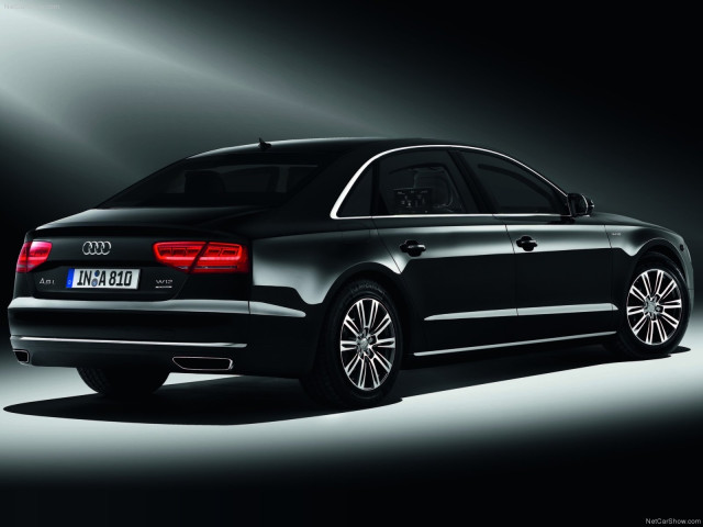 Audi A8L фото