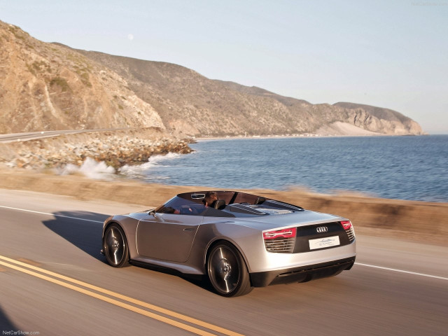 Audi e-tron Spyder фото