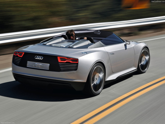 Audi e-tron Spyder фото