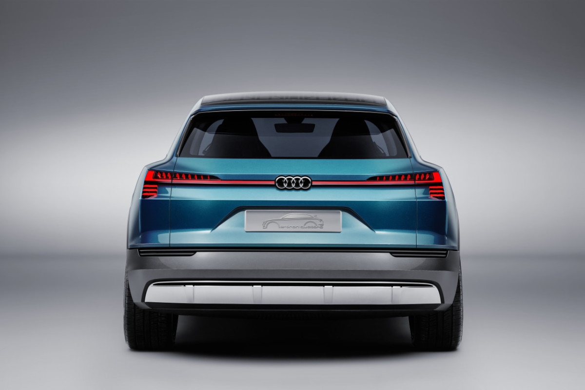 Audi e-tron фото 158437