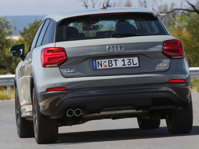 Audi Q2 фото