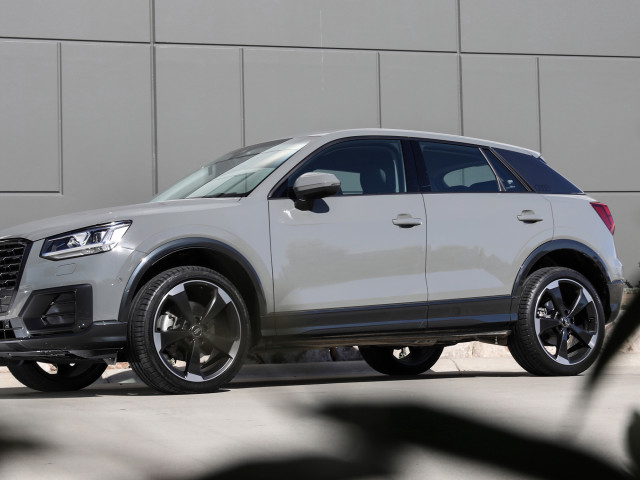 Audi Q2 фото