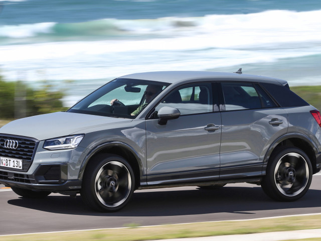 Audi Q2 фото