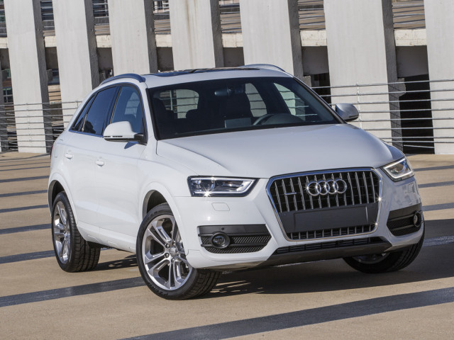 Audi Q3 фото