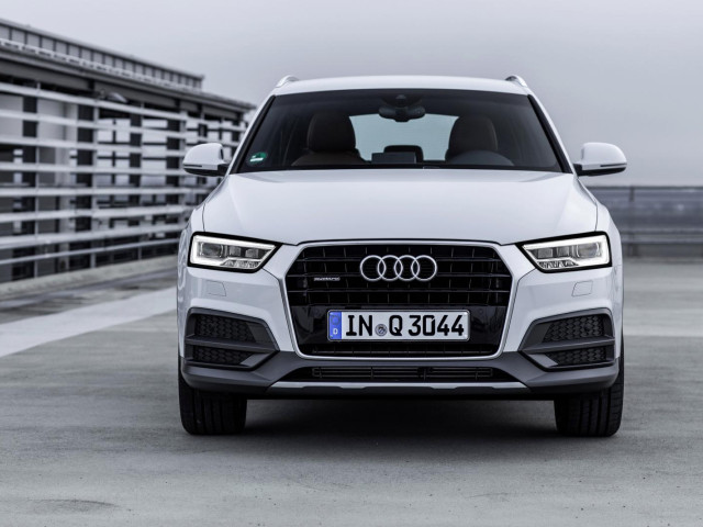 Audi Q3 фото