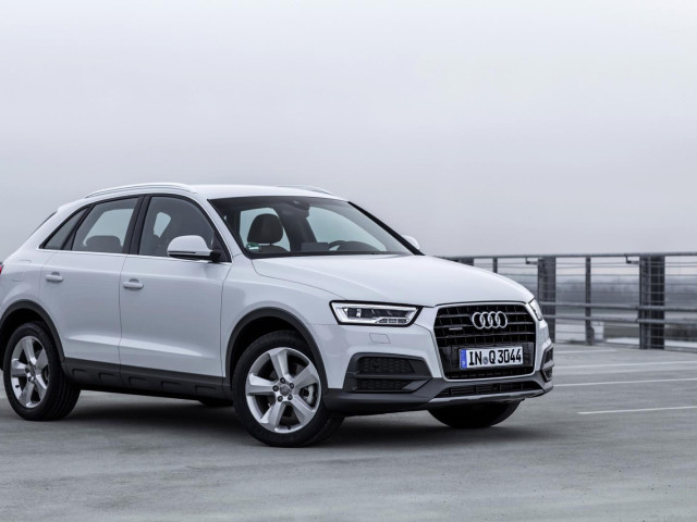 Audi Q3 фото