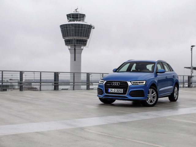 Audi Q3 фото