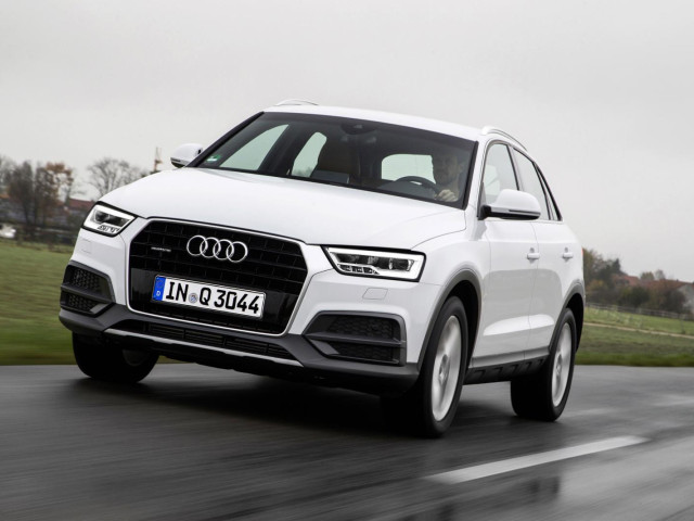 Audi Q3 фото