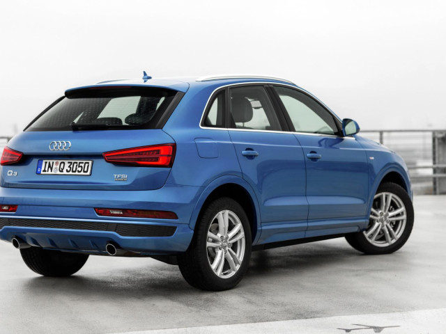 Audi Q3 фото