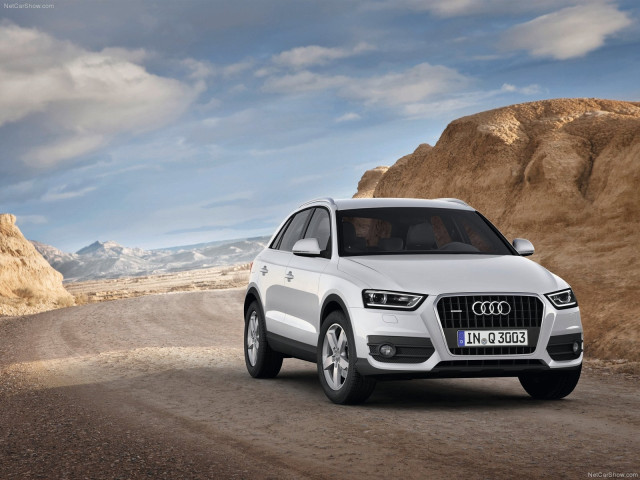 Audi Q3 фото