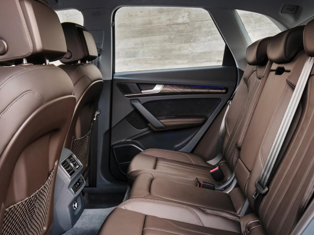 Audi Q5 фото